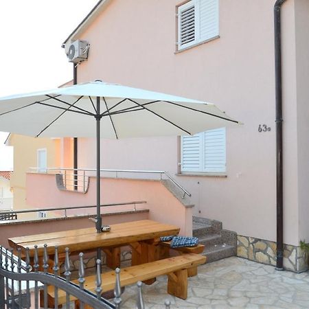 Apartments Bozic Novi Vinodolski Eksteriør bilde
