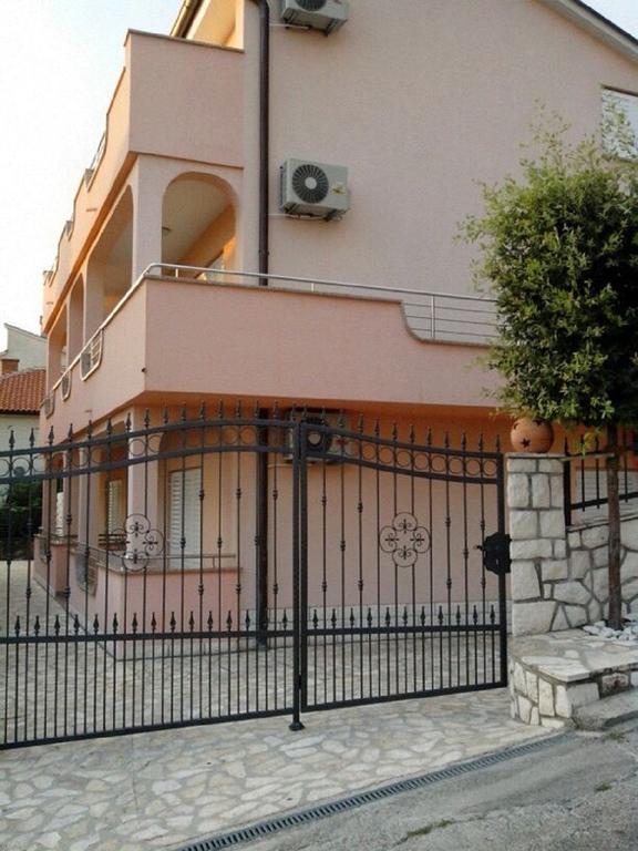 Apartments Bozic Novi Vinodolski Eksteriør bilde