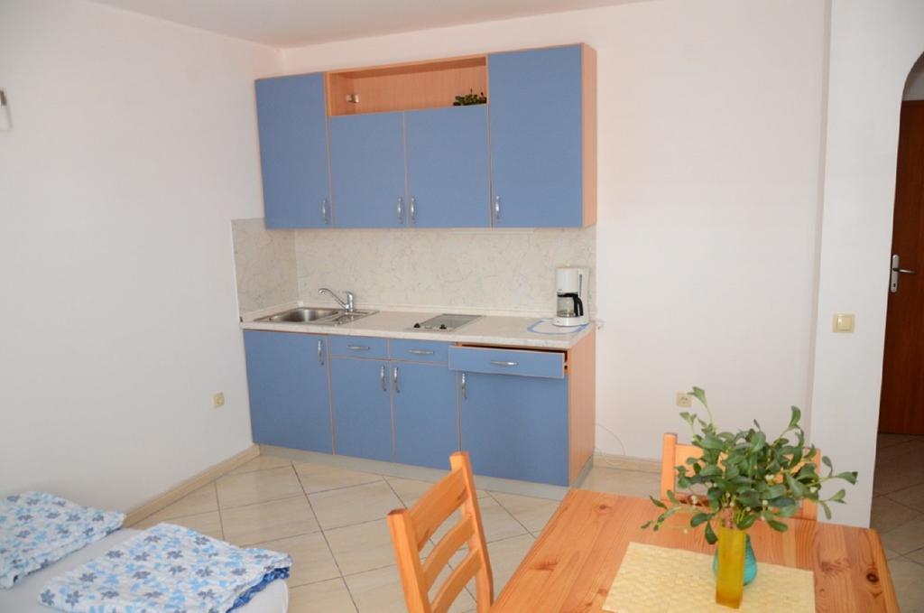 Apartments Bozic Novi Vinodolski Rom bilde
