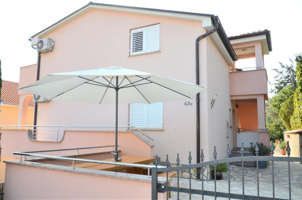 Apartments Bozic Novi Vinodolski Eksteriør bilde